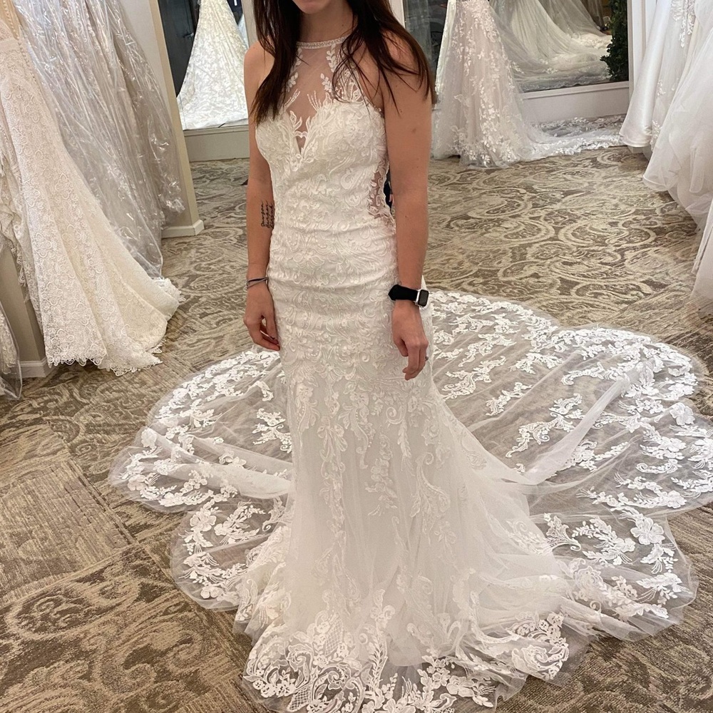 Wedding dress